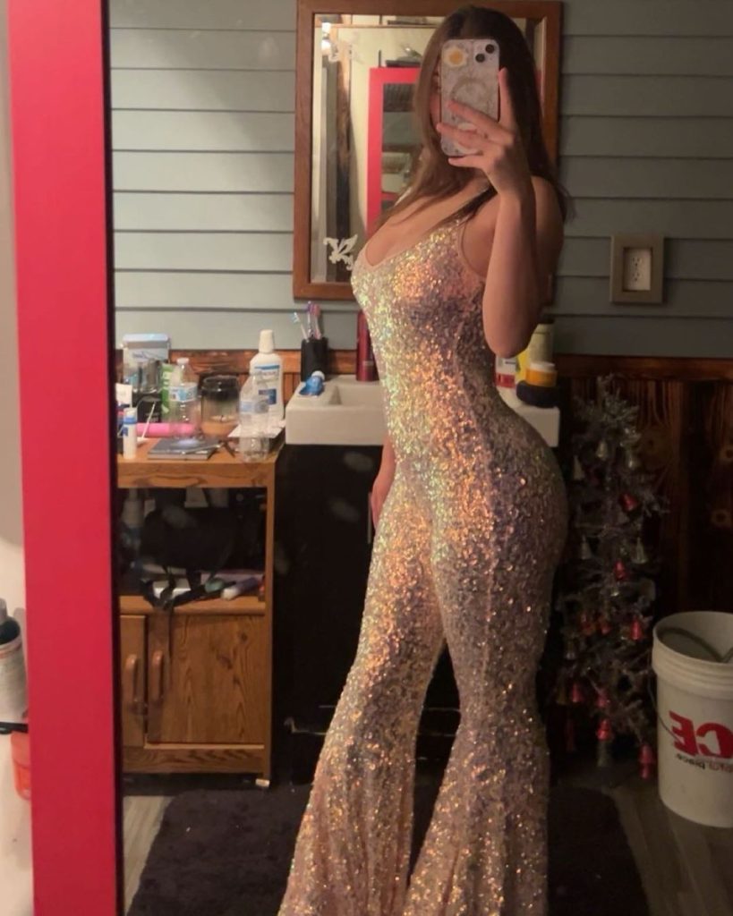 Glittery Bodysuit with Wide-Leg Bottom