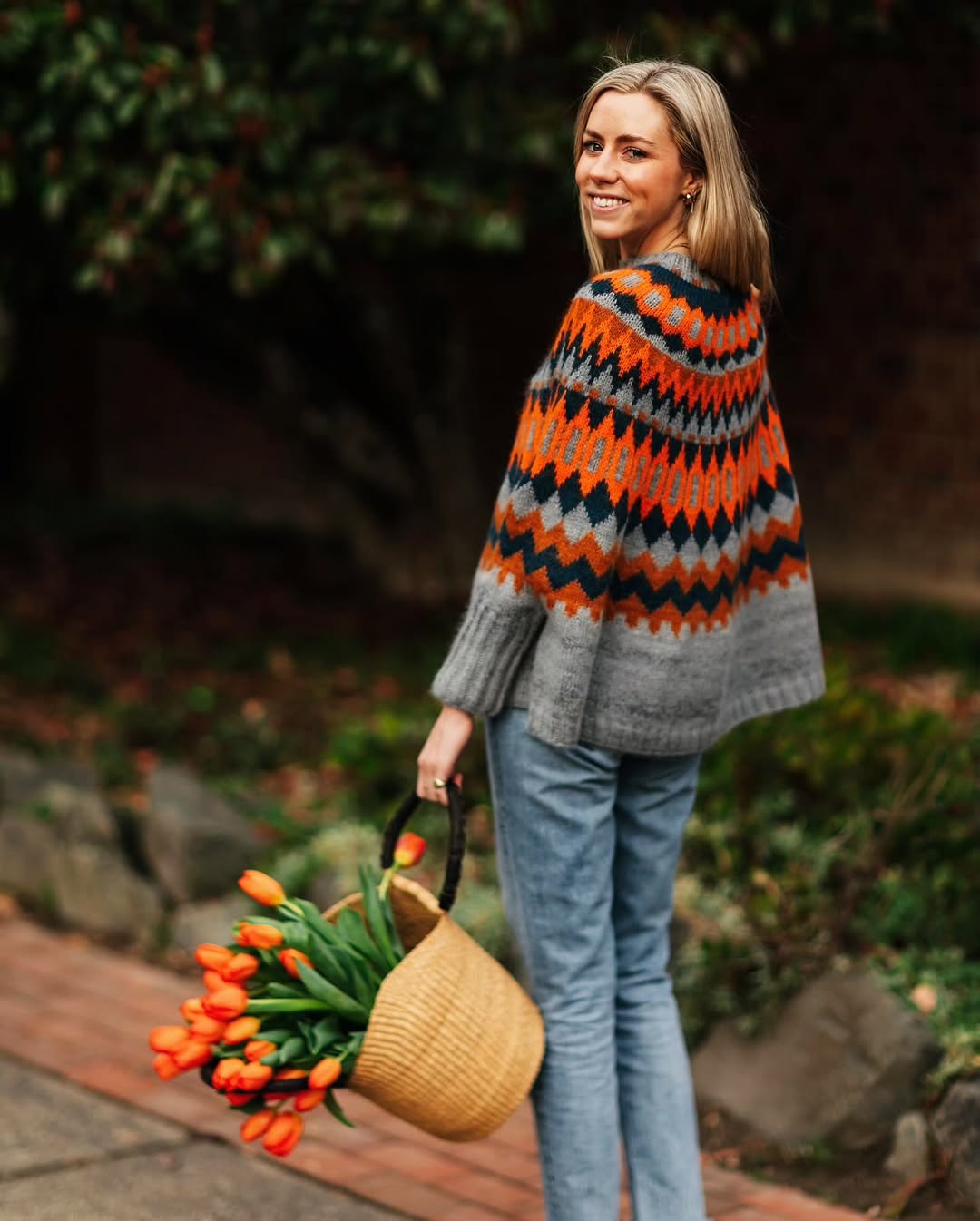 Jeans and Sweater Outfit 4