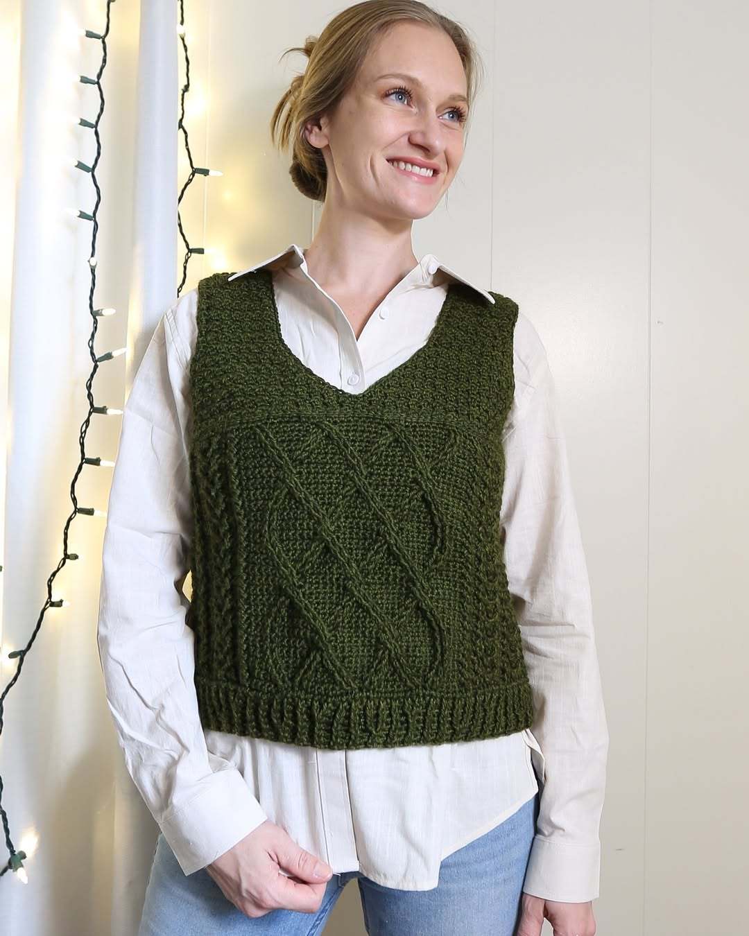 Sweater Vest Outfit 11