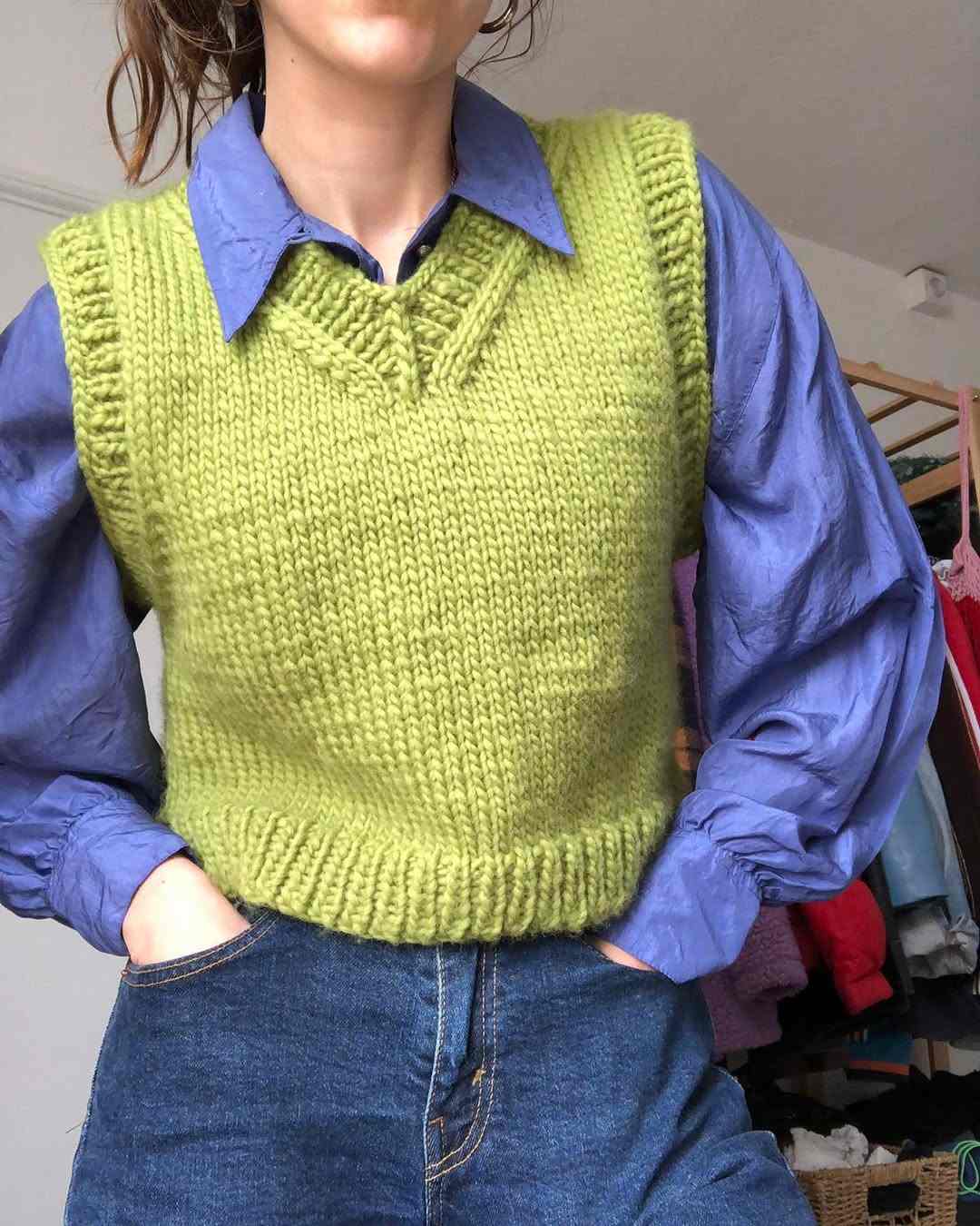 Sweater Vest Outfit 19