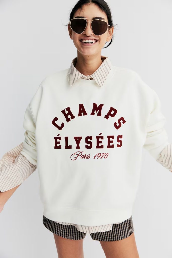 H&M outfits 17 - Sweatshirt with Text Motif