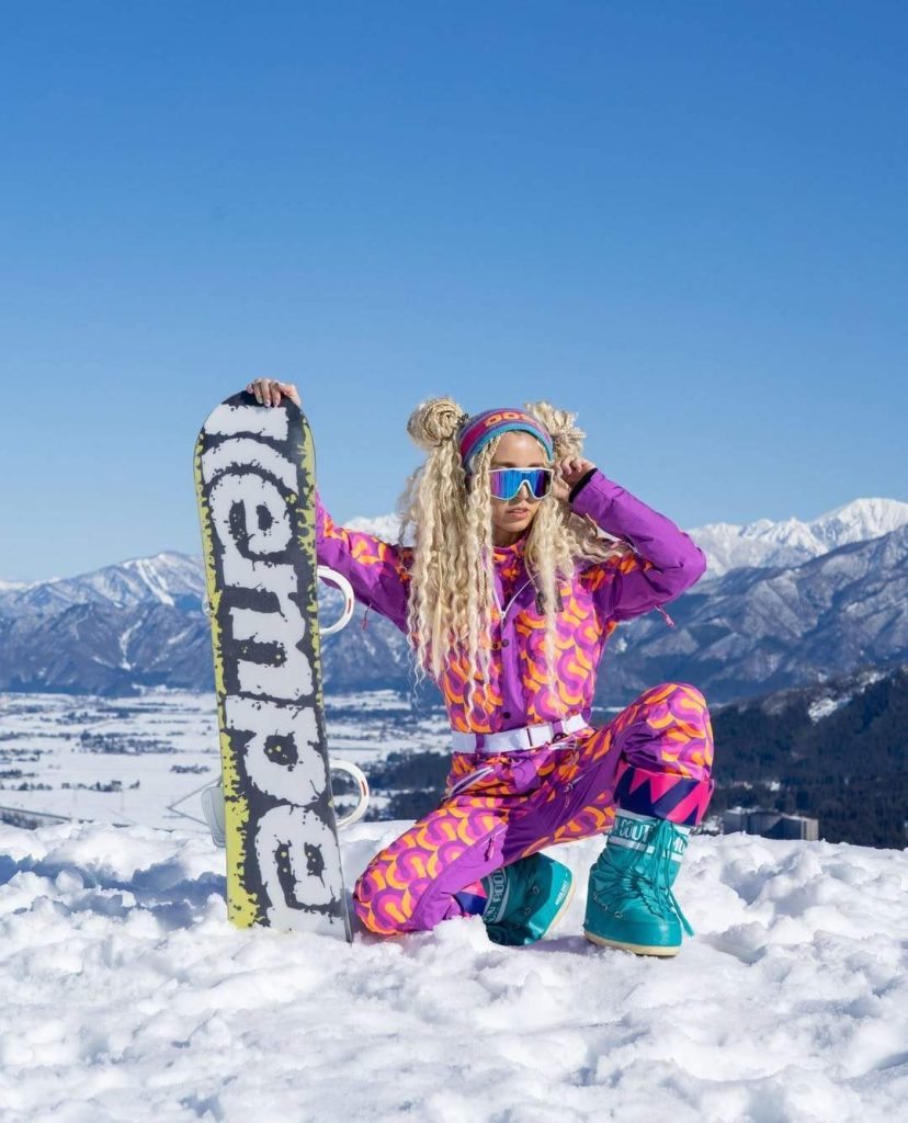 Snowboarding Outfit Idea 3