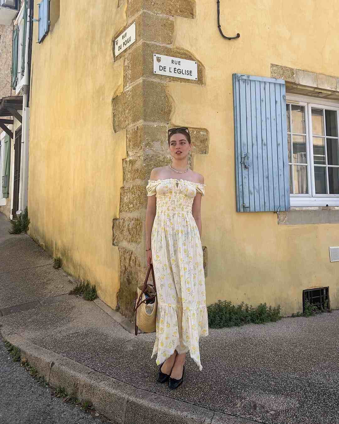 Beautiful Yellow Dress 14