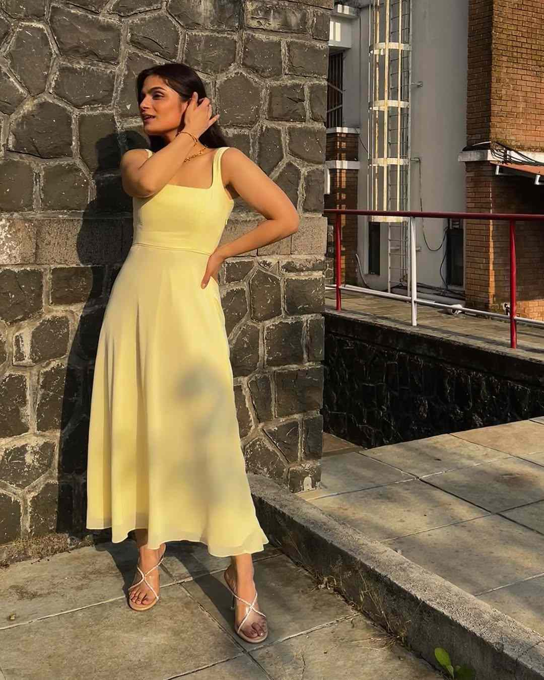 Beautiful Yellow Dress 2